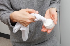 パンプスをキレイによみがえらせるお手入れ方法