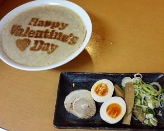 ラテアートではなくラーメンアート！お祝いやサプライズにぴったり