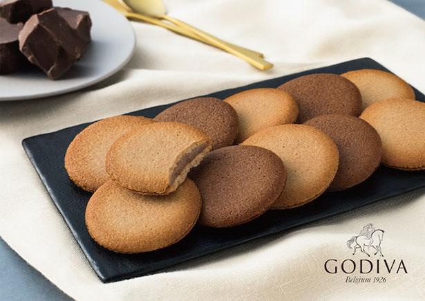 【写真】期間限定の最新コレクションもセットに！焼き菓子はコーヒーブレイクにぴったり