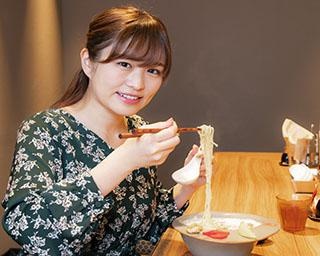 【未公開ショットあり】神奈川ゆかりの美女がお気に入りのラーメン店を案内。タレント・伊藤かりんさんのLOVE麺は？