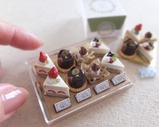 指先サイズのケーキが10万円落札！人気のミニチュア作家が語るリアルの極意とは