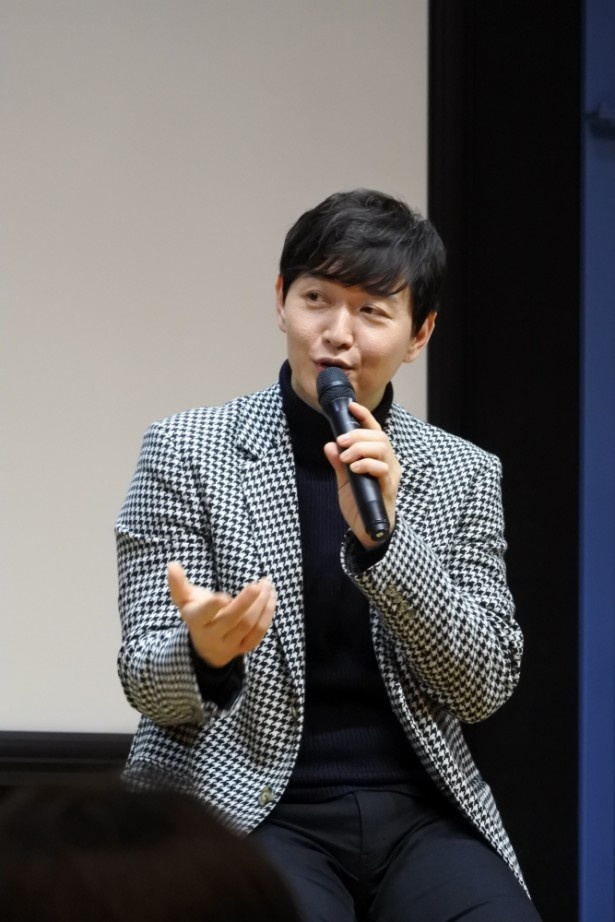 京都初演から引き続きユジン役を演じるゴンミョン