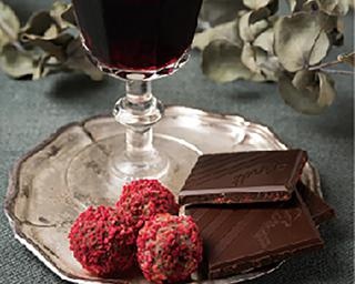 オンライン飲み会にも最適！チョコとお酒の意外な好相性4選