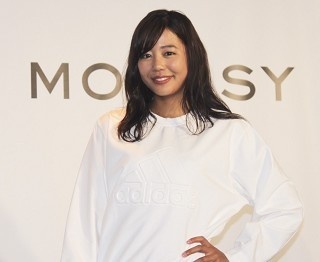 女子バレー坂口佳穂「ワンピース狙ってます！」アディダス×マウジーが初コラボ
