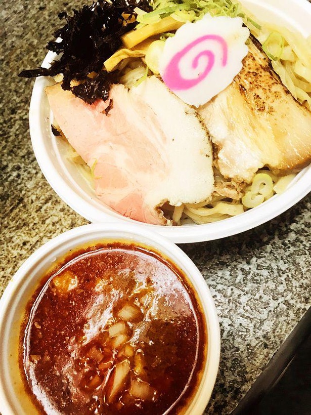 「たまや零式」の濃厚辛つけ麺