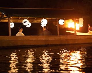 嵐山の“鵜飼”観賞を貸切船で！星のや京都が1日1組限定で開催