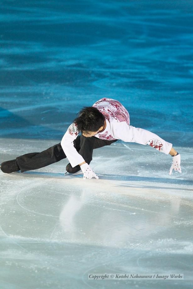 羽生結弦、2010世界ジュニア選手権でのエキジビションの演技