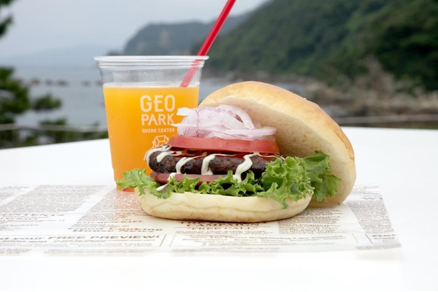 GEO CAFEの「但馬牛100％バーガー」(980円)