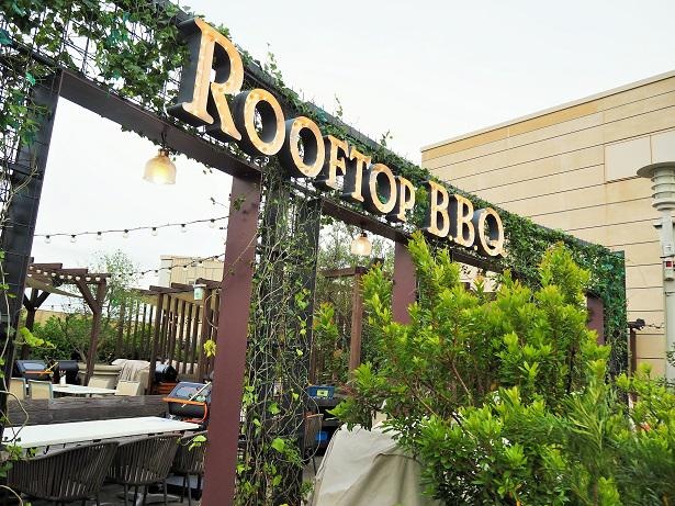 「THE ROOF TOP BBQ/ザ ルーフトップ バーベキュー」5/30(土)よりなんばパークス屋上でオープン。