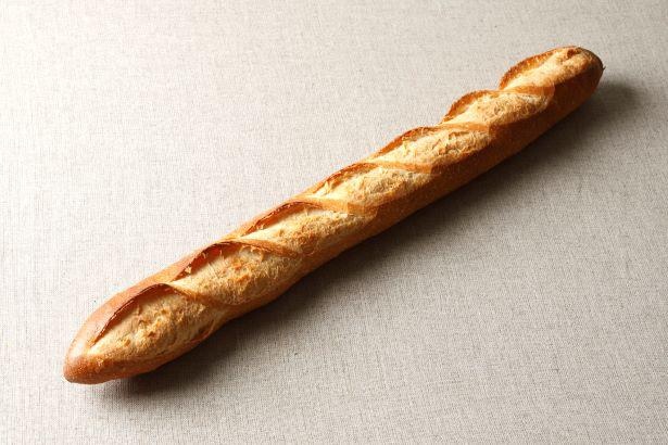【写真】ザクザク食感がクセになるドンクのバゲット