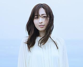 福原 遥、今注目の若手女優のおうち時間は筋トレで美ボディに