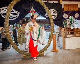 大祓いで清浄な心身へ！「茅輪祭(輪くぐり)」が和歌山県の伊太祁曽神社で開催