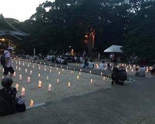 灯明に囲まれて罪汚れを祓う「夏越祭」が佐賀県で開催