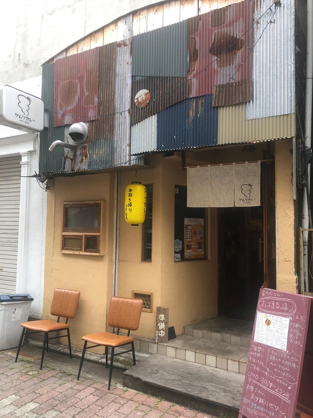 平塚に実店舗を構えるも、水曜は現在も移動販売を続けている