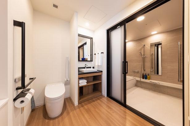 「JR東日本ホテルメッツ 横浜桜木町」ユニバーサル対応、プレミアムダブルのバス&トイレルーム