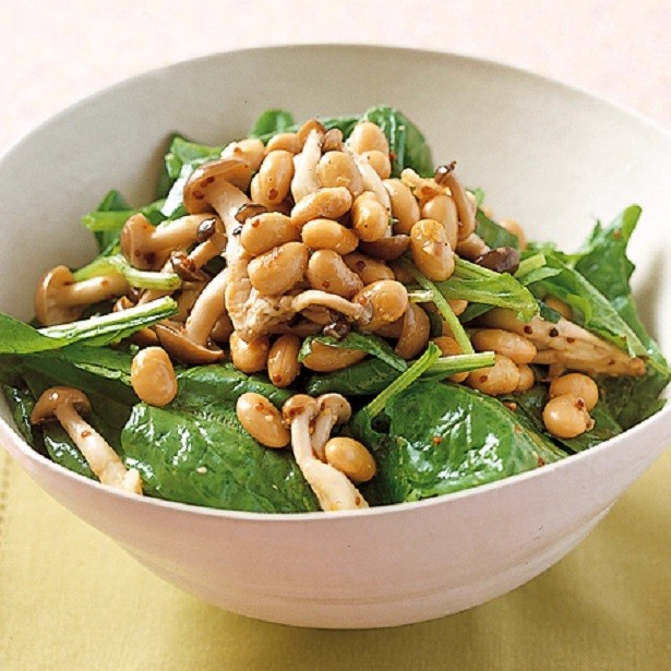 満月の日は、暴飲暴食にも注意。大豆を使ったサラダなら、食物繊維たっぷりで腹持ちも◎。食べすぎ防止に役立ちます