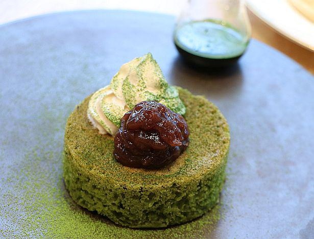 ホッとひと息つきたいときに。コメパンケーキの「もっちり抹茶」