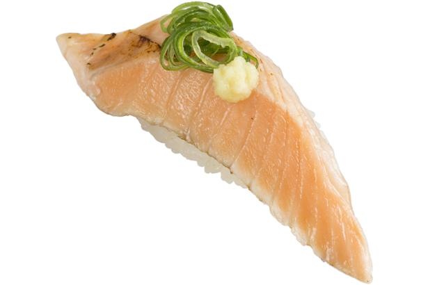 炙ることで香ばしさをプラスした、炙り焼き鮭ハラス100円(税抜)