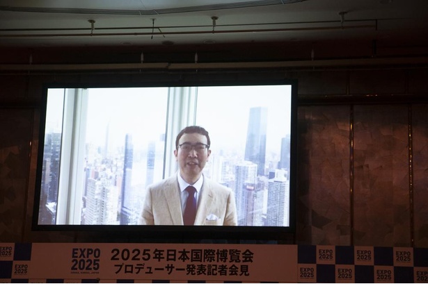 「いのちを知る」が担当テーマの生物学者の福岡伸一氏は映像で登場