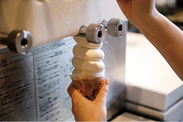 北海道産のミルクで作るソフトクリーム / cafe Clap