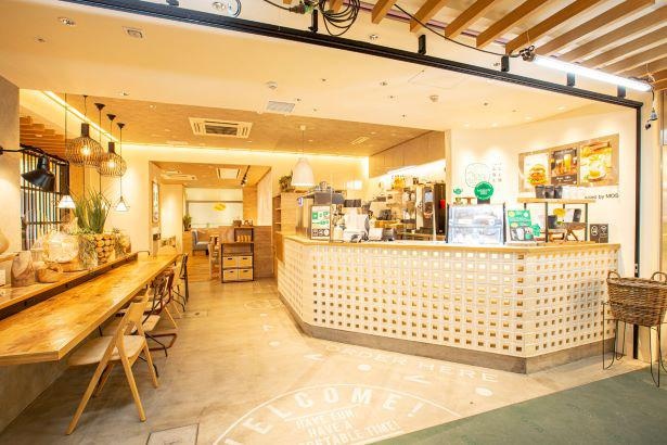 モスのカフェがおしゃれ と話題 新業態の1号店 カフェ 山と海と太陽 オープン ウォーカープラス