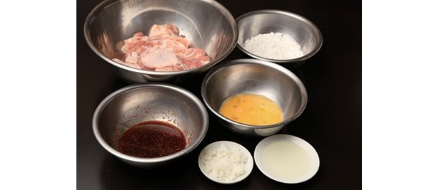 【写真で見るからあげの作り方】　まずは、材料からチェック！