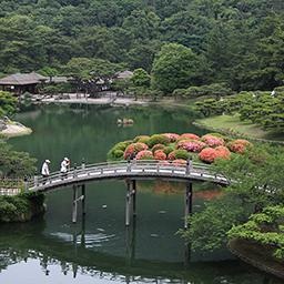 特別名勝 栗林公園の楽しみ方を徹底紹介！日本最大の広さを誇る文化財庭園を散策【コロナ対策情報付き】