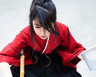 書道アーティスト、原愛梨のすべてが詰まった初の作品集が発売！