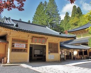 如来にまつわる貴重な文化財を展示、和歌山県の高野山霊宝館で「如来ーNYORAIー」が開催中