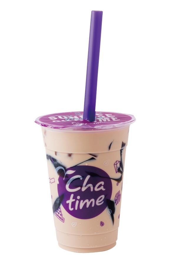 美容や健康にもいい「仙草ゼリー」(税込 70円)を追加した「ほうじ茶ミルクティー(R)」(税込 440円) / 「Chatime(チャタイム)」(名古屋市中区)