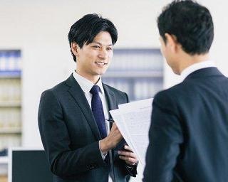 頭ごなしに怒っても人望を失うだけ！重要な会議に遅れた部下への正しい対応は？
