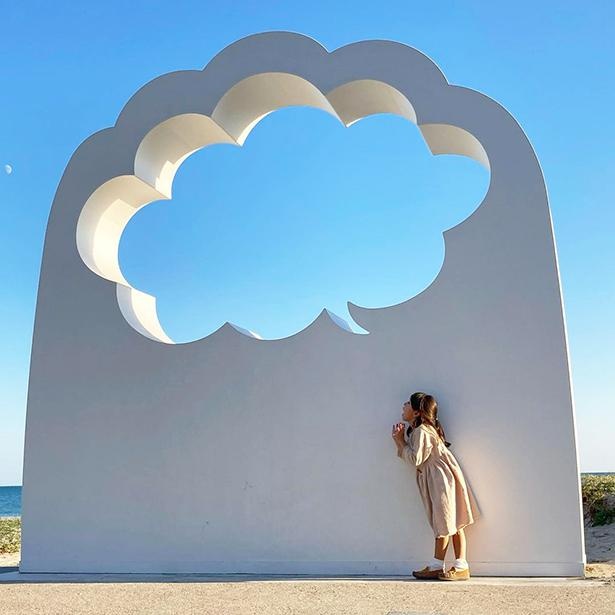 【写真】吹き出しのようにも雲のようにも見える、かわいいフォトスポット「エールオブジェ」