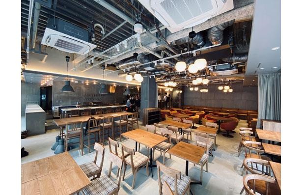 世界で初めての水分量100%の食パンが名物のベーカリーカフェ / ESPRESSO D WORKS