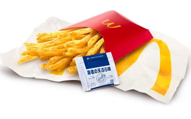 ごま油が香る海老の天ぷら風味に、鰹を効かせ、醤油や香り高い生姜パウダーを加えた上品な天つゆの風味「シャカシャカポテト海老の天ぷら味」
