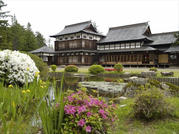 【写真】上杉伯爵邸の庭園は米沢三名園の1つに数えられる