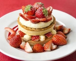 ジャーナル スタンダード提案のお洒落イチゴパンケーキ！
