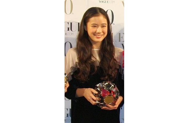 蒼井優さん
