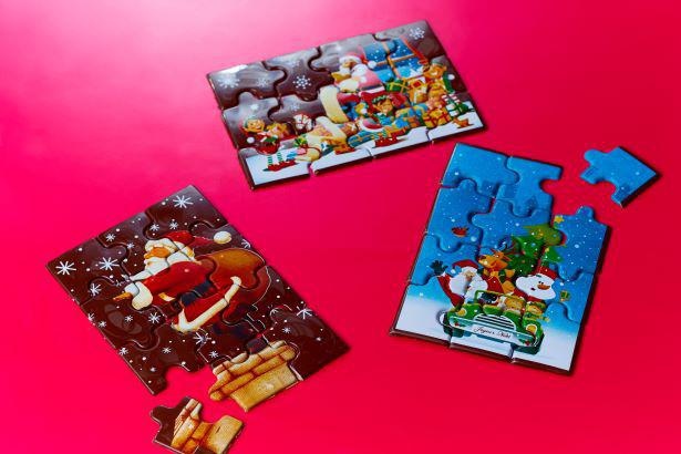 3種あるチョコレート「クリスマスパズル」(各3300円)