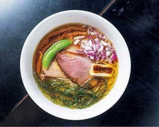 海ぶどうと塩だれの組み合わせが最高の1日20杯限定の塩ラーメン