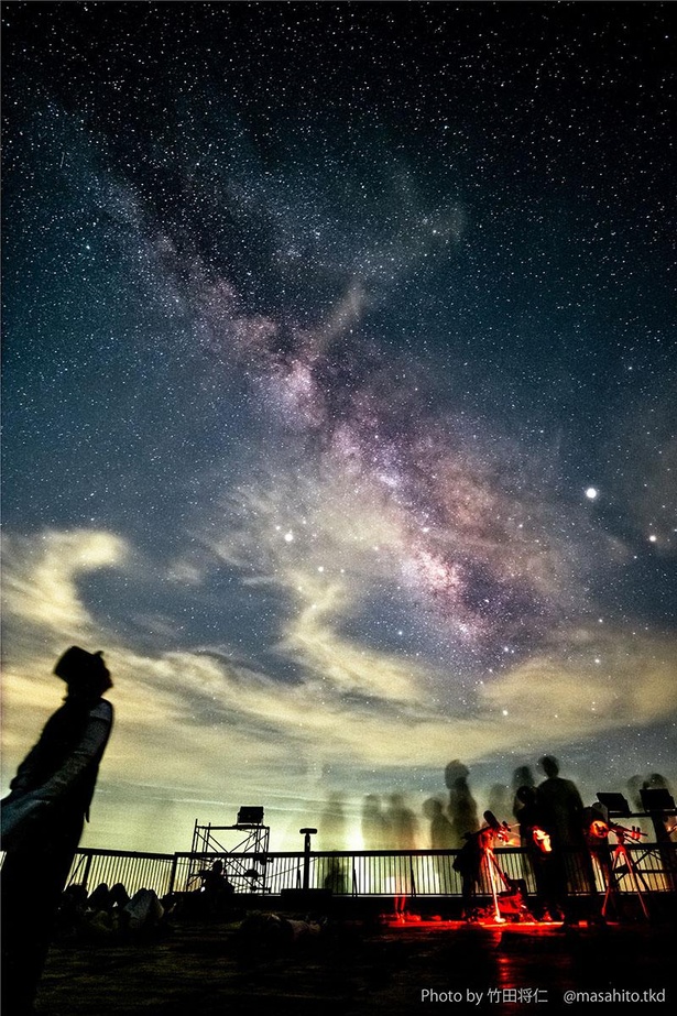 ここでしか見られない星空が広がる