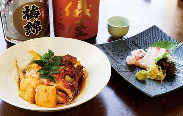 窓の外に弓削大橋を望み、ゆったりと食事が楽しめる、上島町「ゆげしまダイニング彩 －sai－」