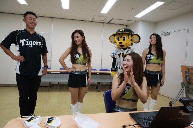 オンラインイベント風景からも笑いが絶えない様子が伝わる