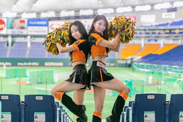 写真左から齊藤ななこ(神奈川県、HIP / MAMAMOO)&戸渡麻由奈(静岡県、TWIT / Hwa Sa)