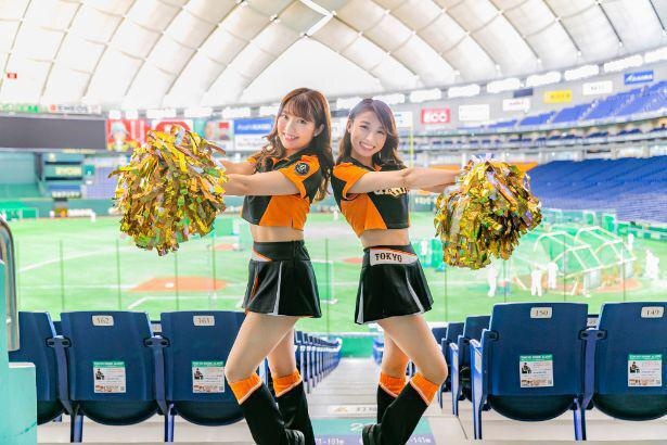 写真左から福島由恵(東京都、I believe / Yolanda Adams)＆小沼みな(埼玉県、Señorita / Shawn Mendes.Camila Cabello)