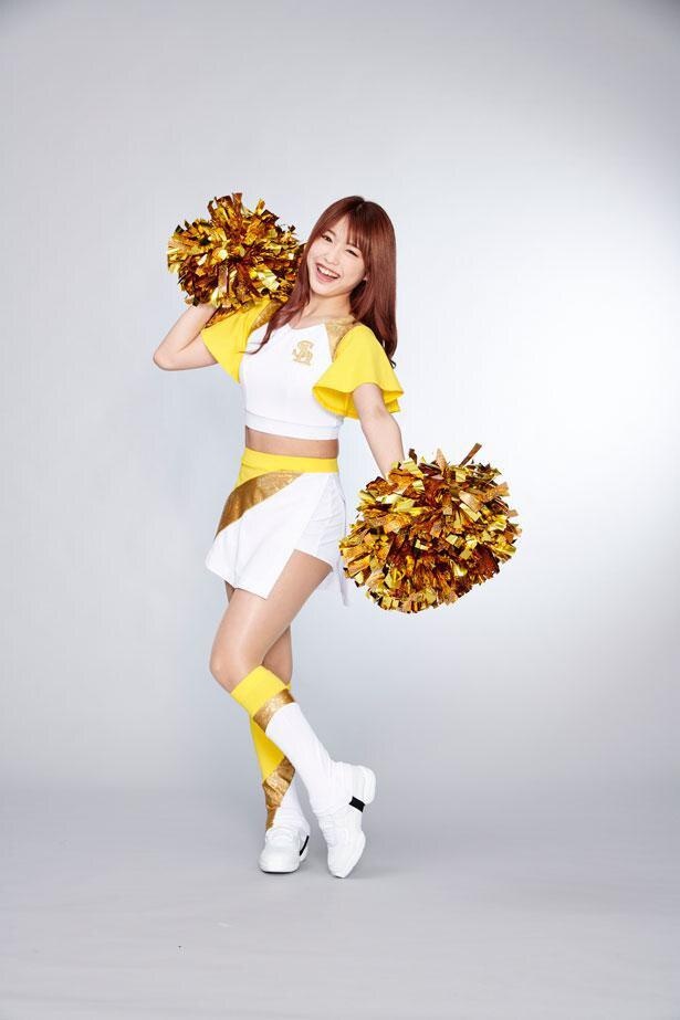 SHOKO、出身地：福岡県、特技：習字、コメント：今年こそ！絶対にリーグ優勝！！最高な1年にしましょう！