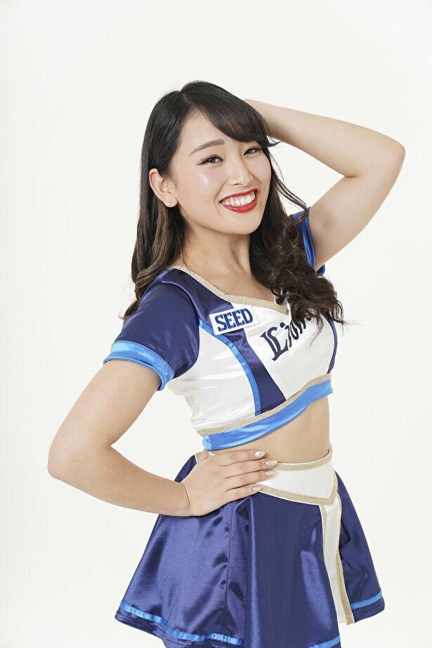 Yuu(出身地：埼玉県、特技：バトントワーリング、柔軟)