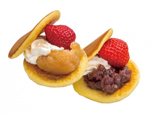 「博多菓匠 左衛門」の「もっちり 生いちごどら」(2個入り/320円)
