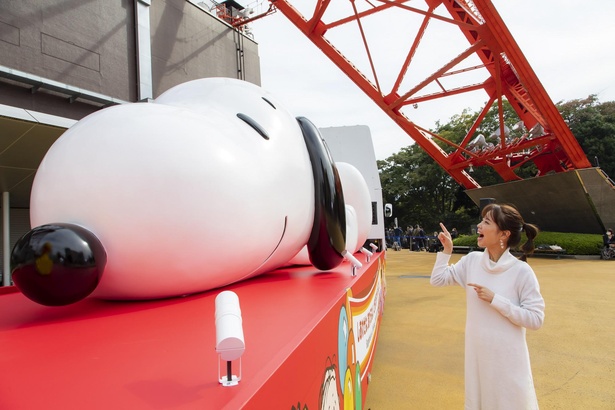 ハピネスを届けにやってくる 特大スヌーピーを乗せた Snoopy Happiness Float が全国を縦断 ウォーカープラス