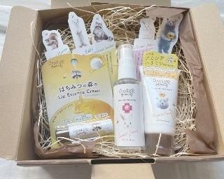 コロナ禍で必須のハンドスプレーも！アロマの香り漂う「VECUA Honey」の新商品を紹介