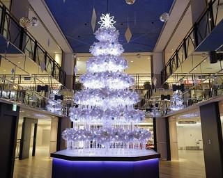 横浜駅直結「横浜スカイビル」が6メートルツリー＆イルミでクリスマスモードに！お得なキャンペーンも開催